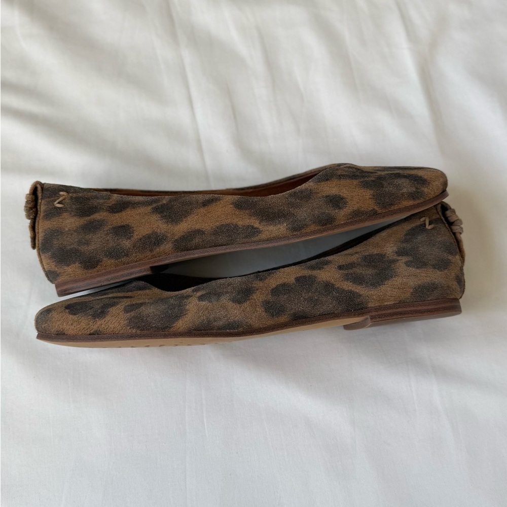 Zodiac Leopard Print Neutral Ballet Flats Size 8.5 – Chic Everyday Slip-On - Picture 4 of 9
